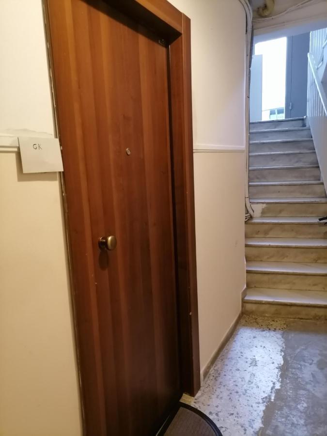 Filopappou Decent Apartment Athènes Extérieur photo