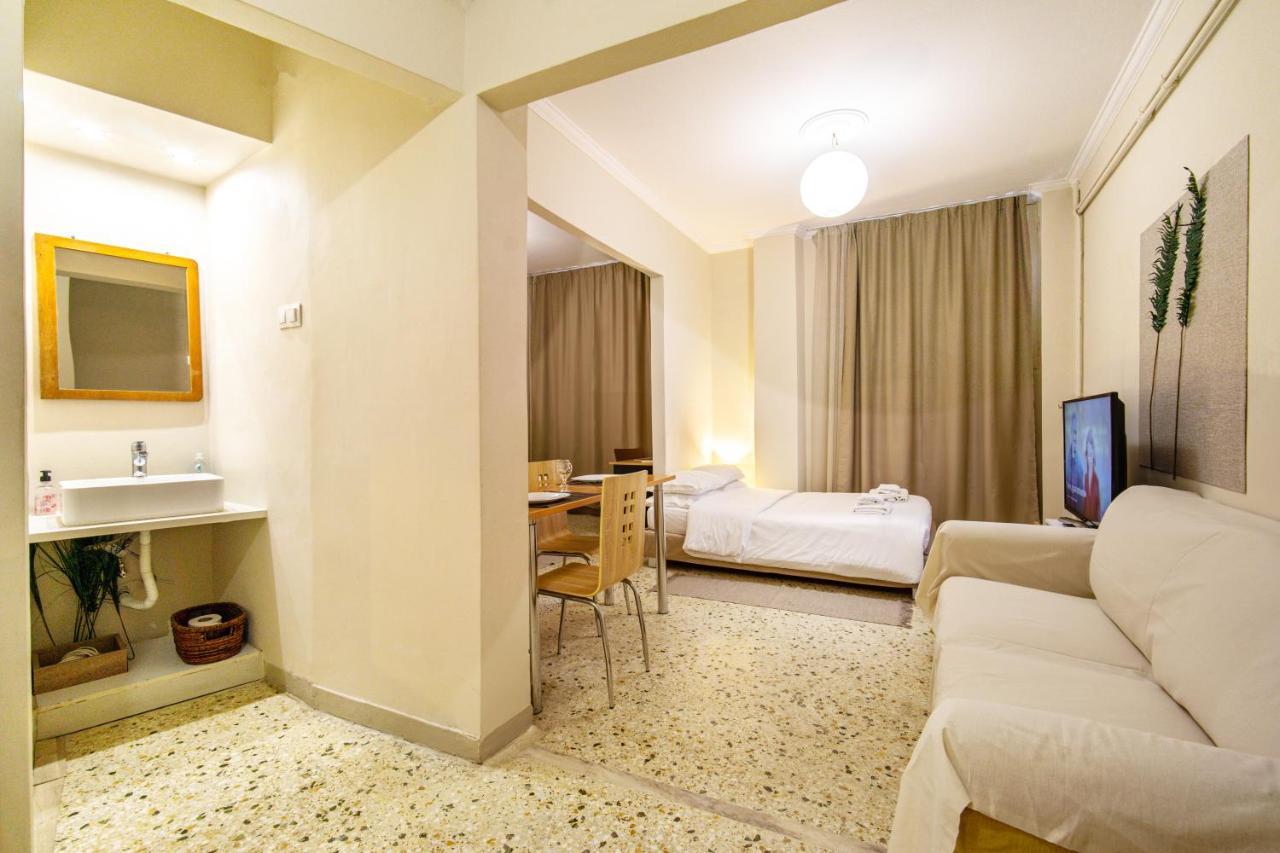 Filopappou Decent Apartment Athènes Extérieur photo