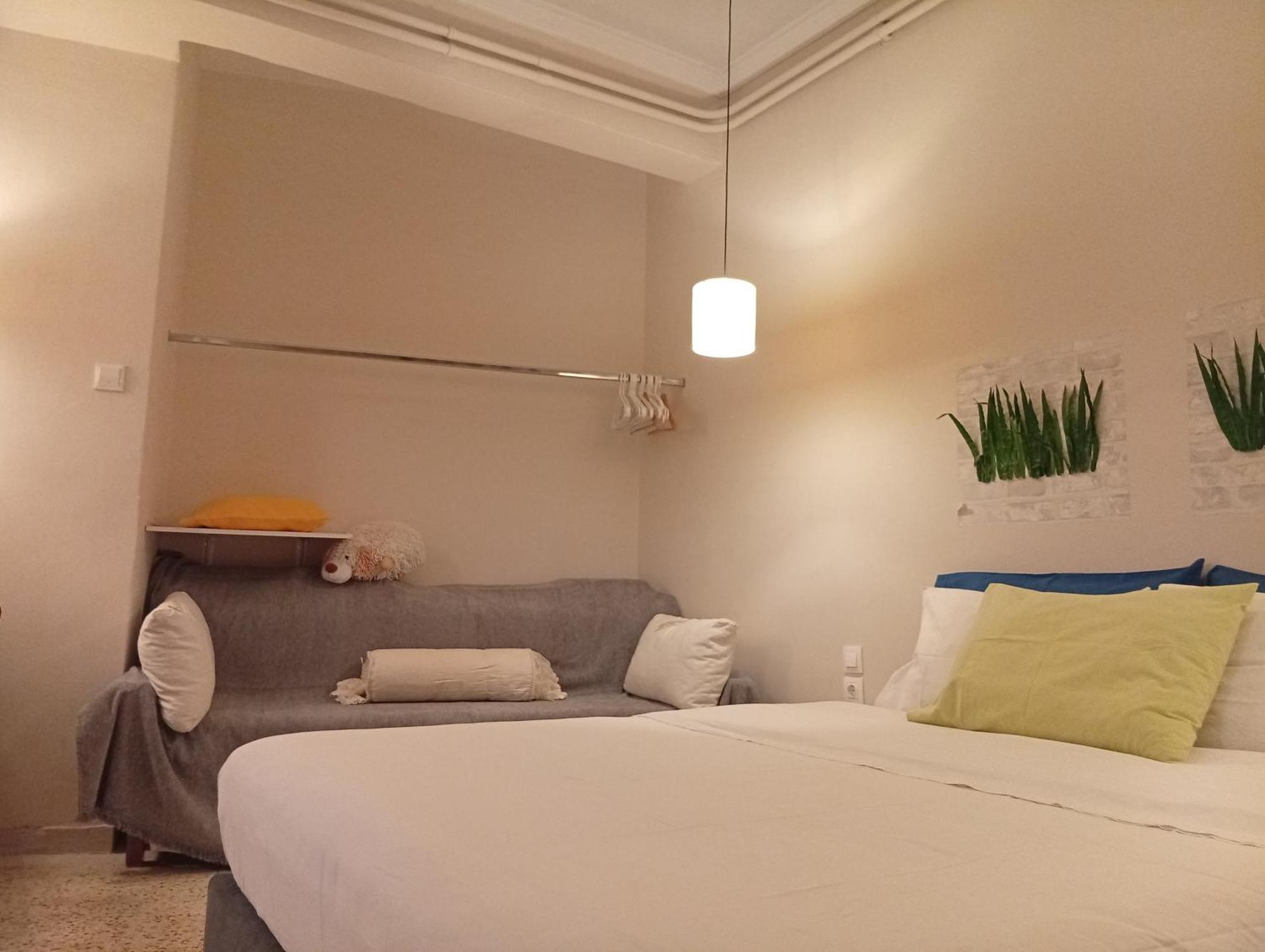 Filopappou Decent Apartment Athènes Extérieur photo