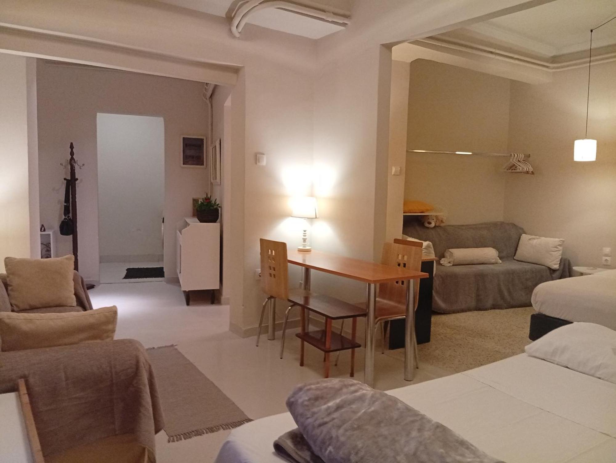 Filopappou Decent Apartment Athènes Extérieur photo