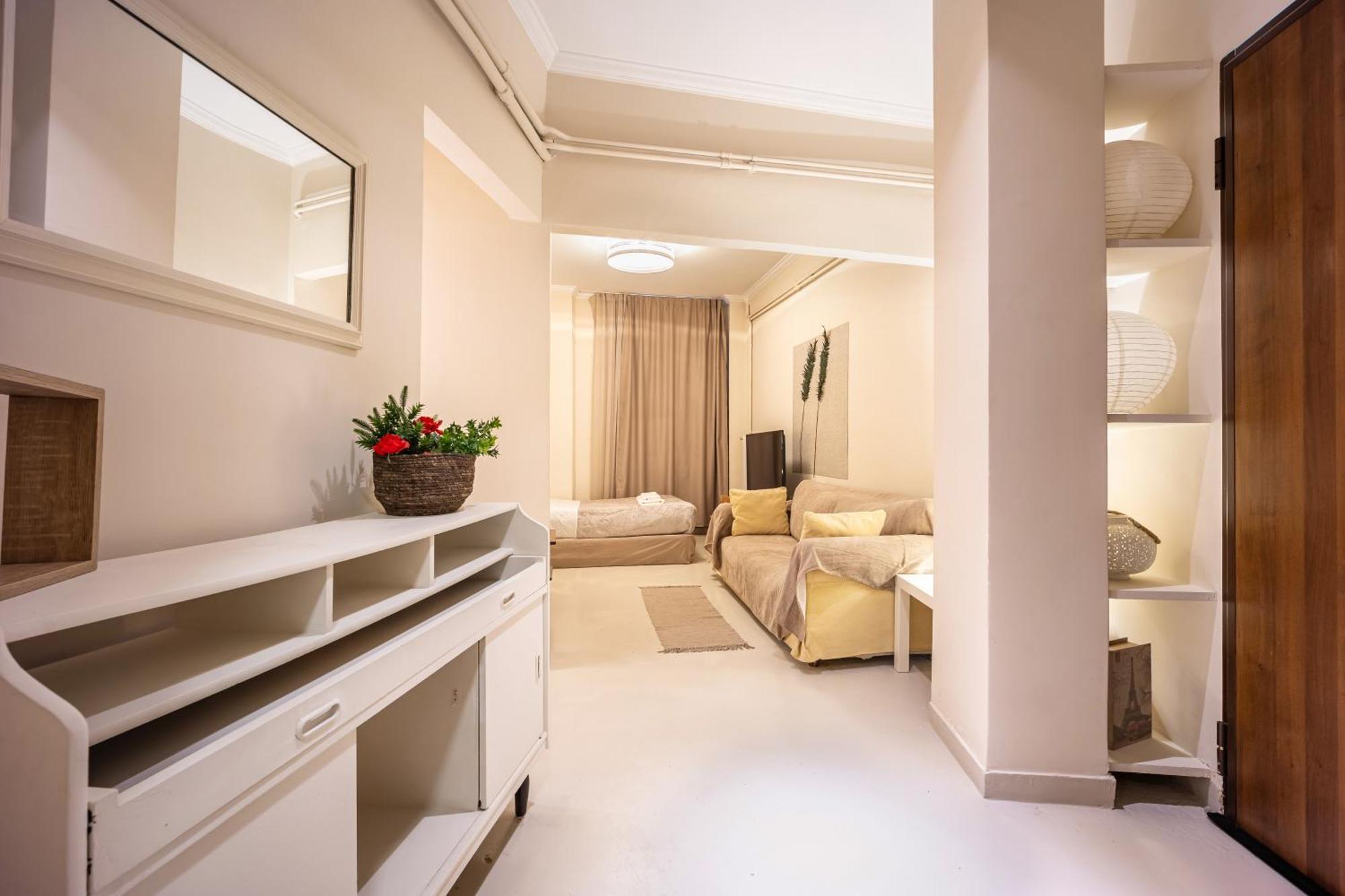 Filopappou Decent Apartment Athènes Extérieur photo